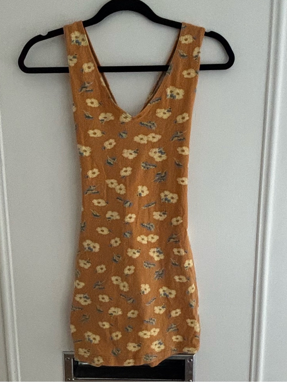 Esprit Vintage Floral Sleeveless V-Neck Mini Dress